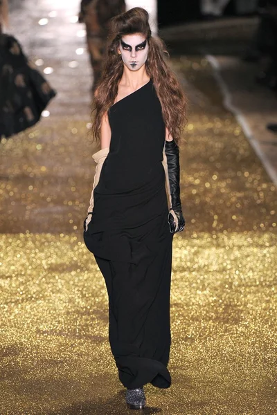 Look 39